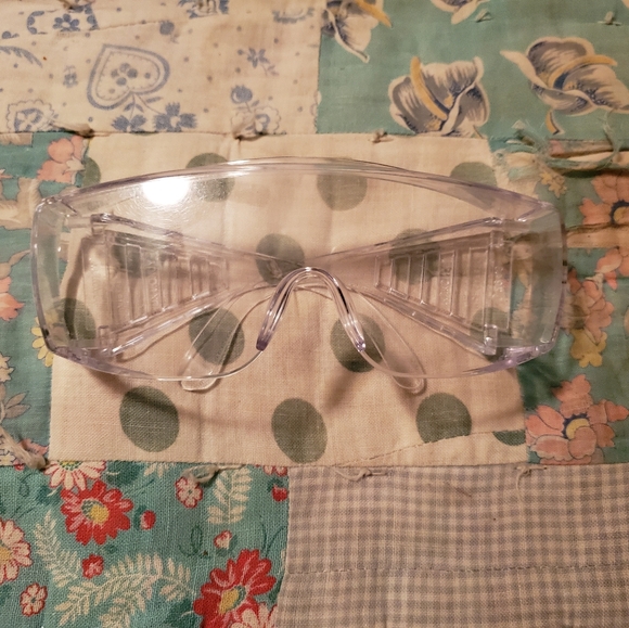 Large Clear Safety Glasses - Picture 3 of 5